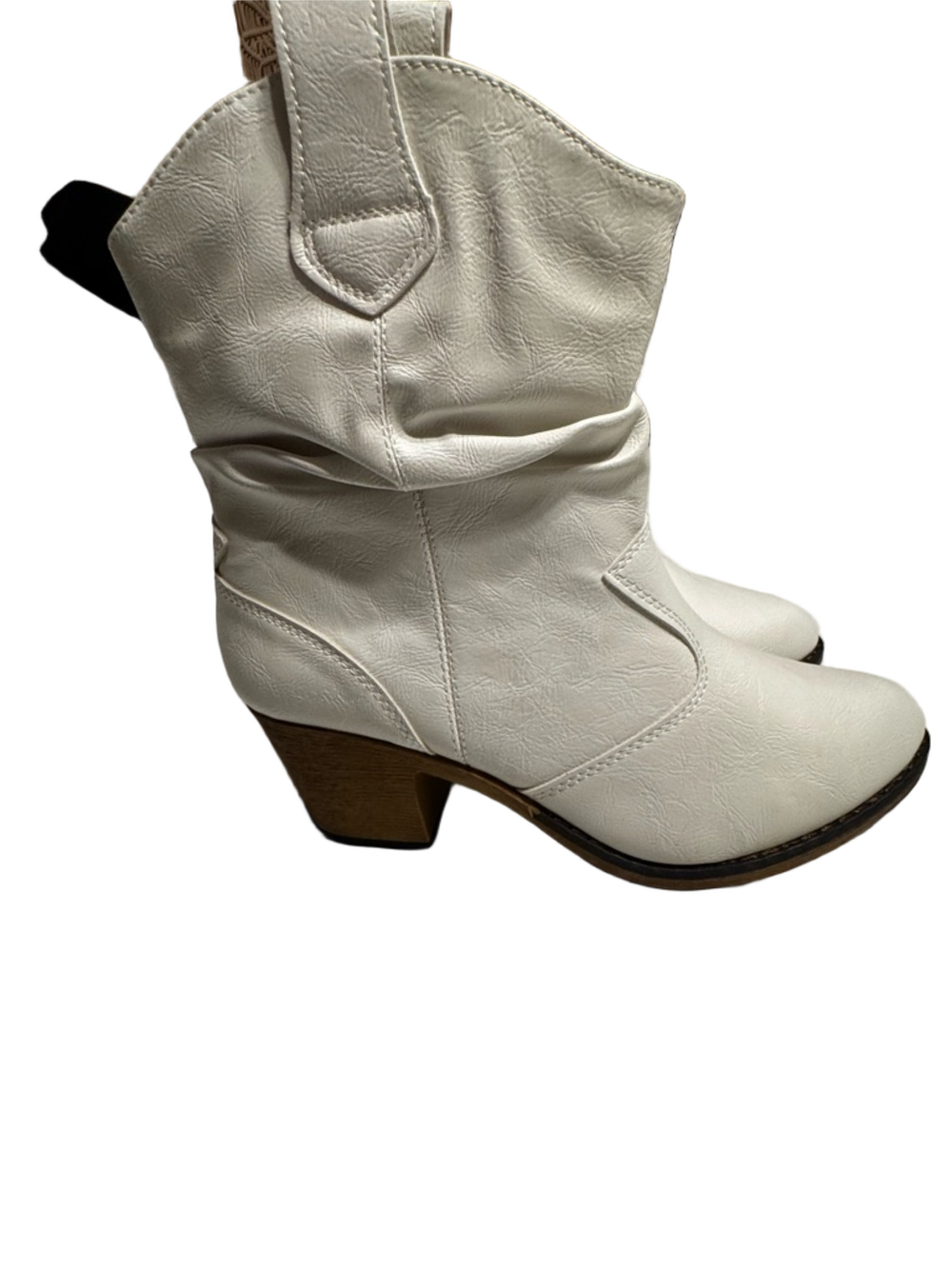 Charles Albert‎ White Faux-Leather Western Ankle Booties - Picture 3 of 8